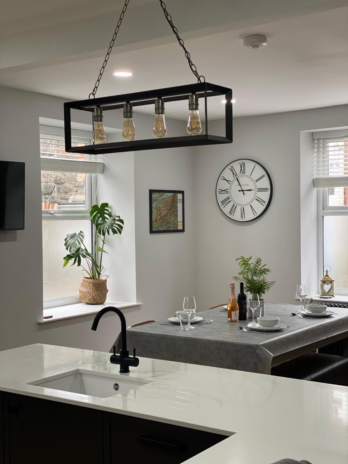 View Townhouse *
