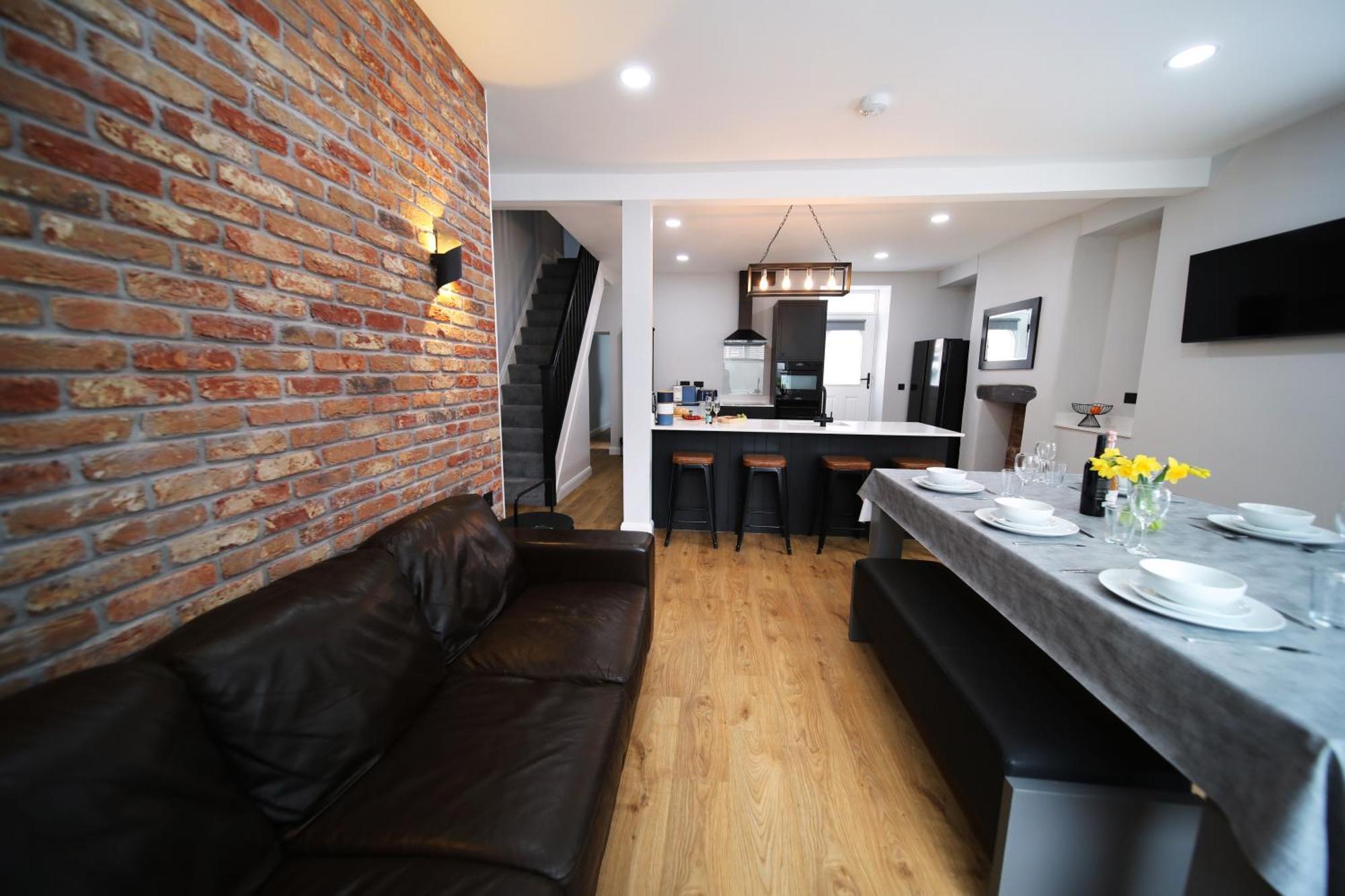 View Townhouse *
